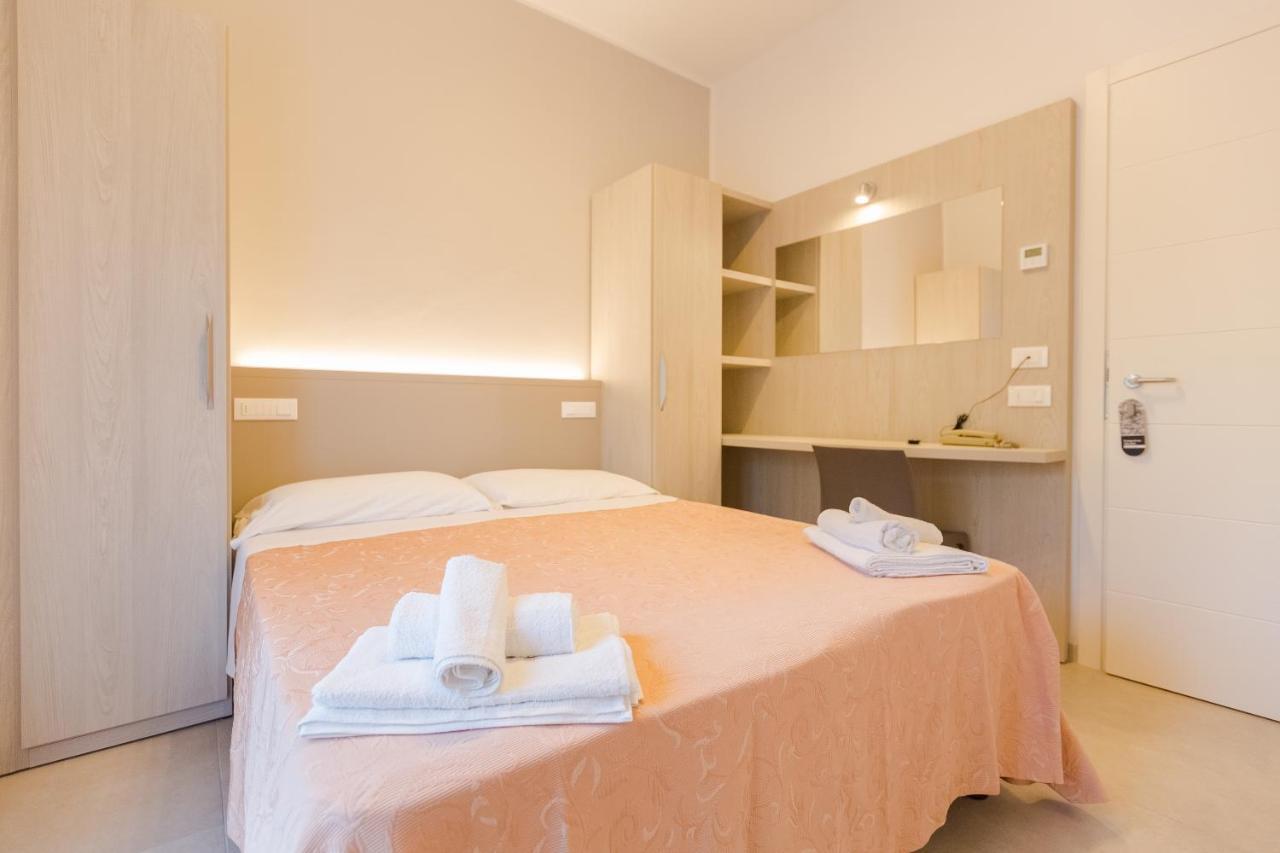 Hotel Altamarea Misano Adriatico Ngoại thất bức ảnh